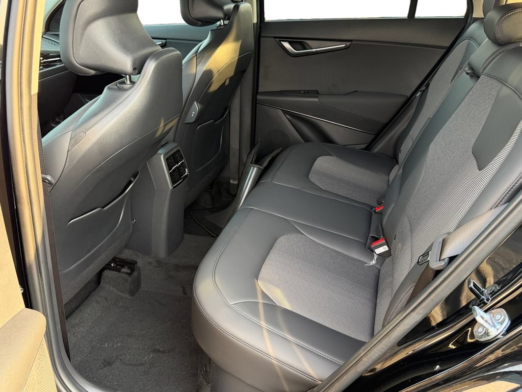 New 2026 Kia Niro EX w/ EX Premium Package FWD image 10