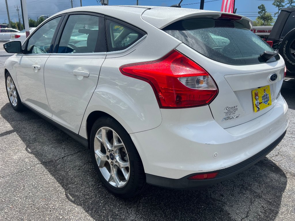 Used 2014 Ford Focus Titanium FWD image 5