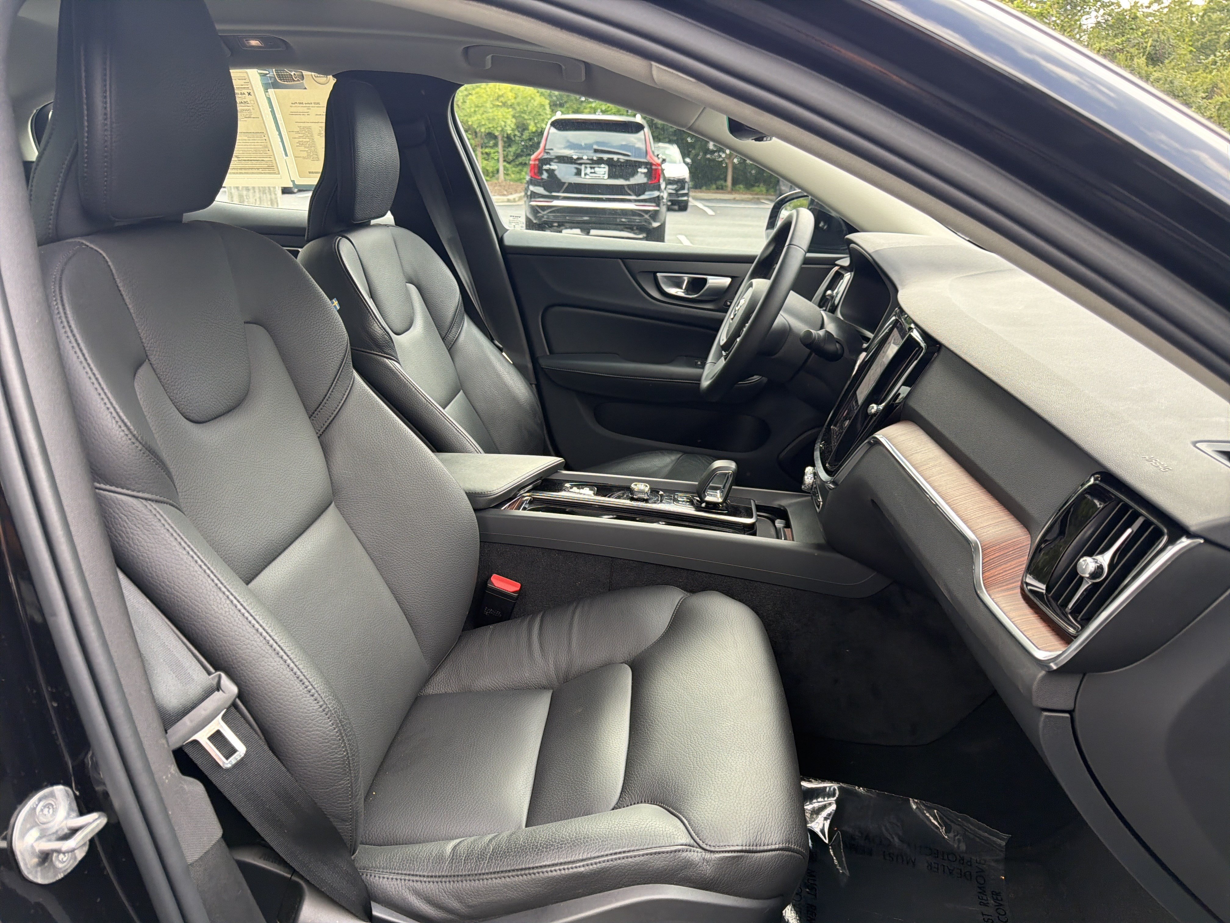 Certified 2025 Volvo S60 B5 Plus FWD image 35