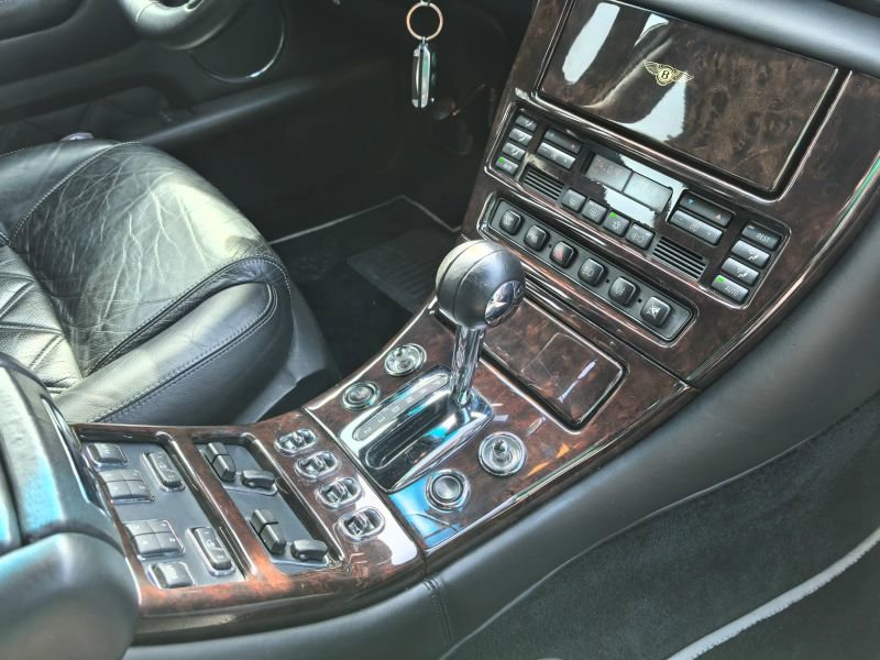 Used 2003 Bentley Arnage T image 25