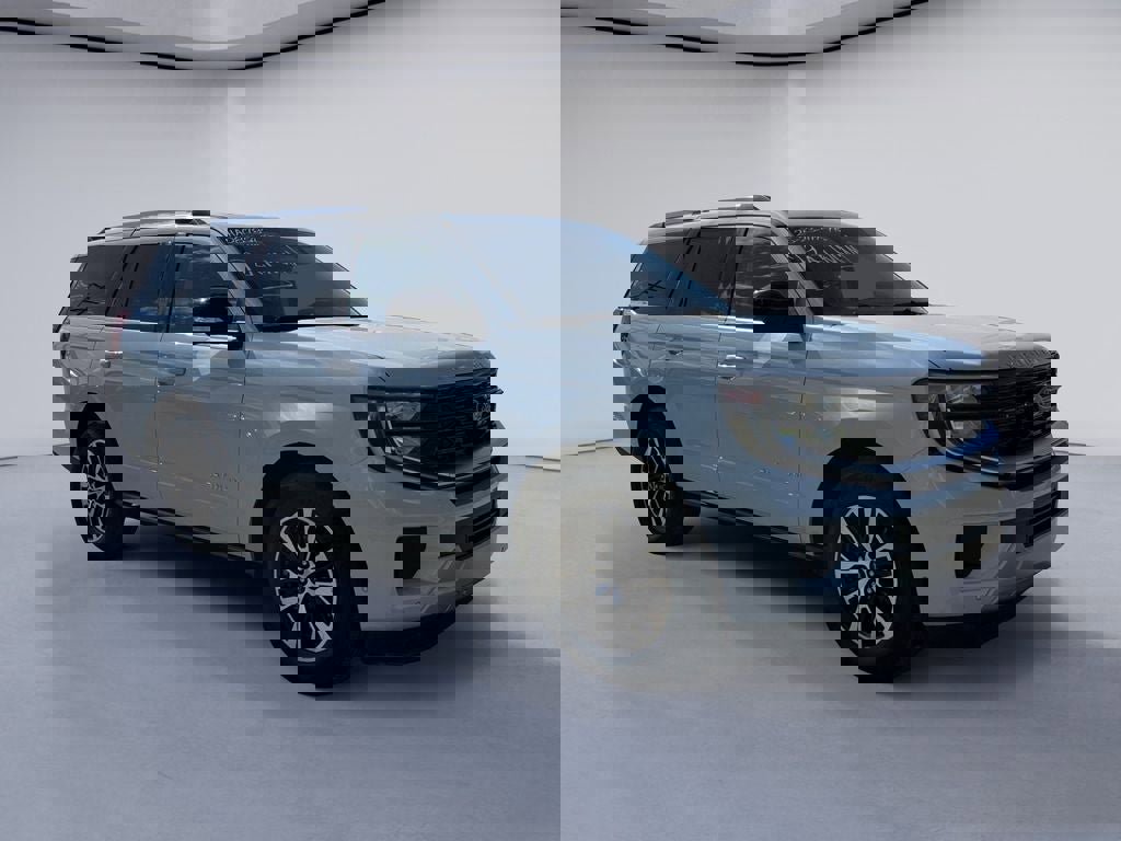 Used 2025 Ford Expedition Platinum image 7