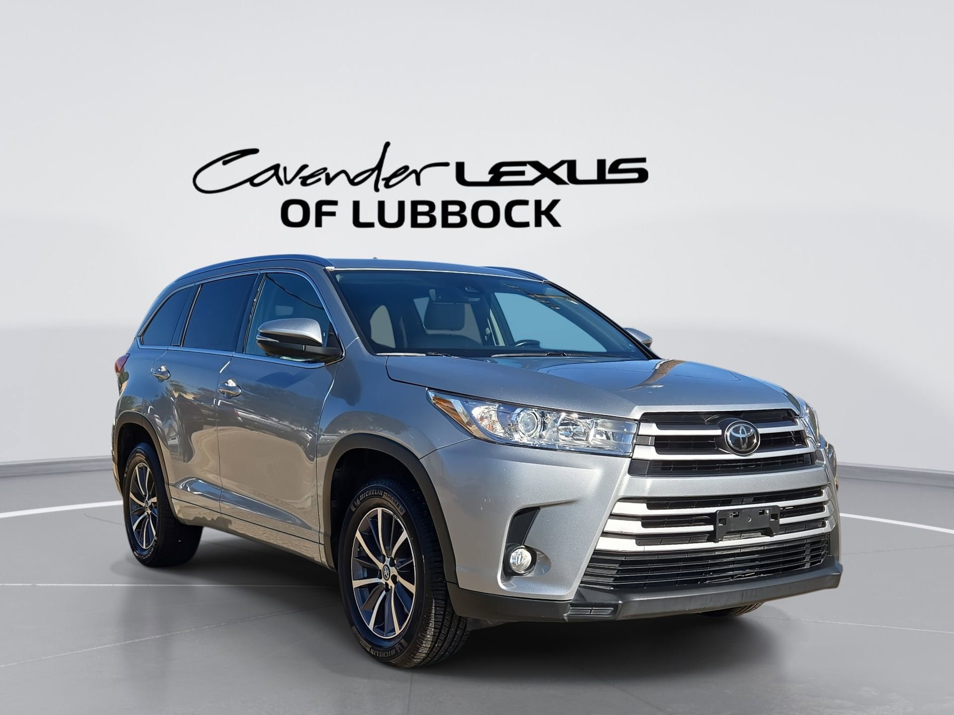 Used 2017 Toyota Highlander XLE
