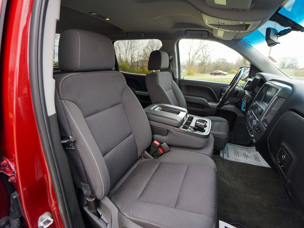 Used 2018 Chevrolet Silverado 1500 LT w/ All Star Edition image 26