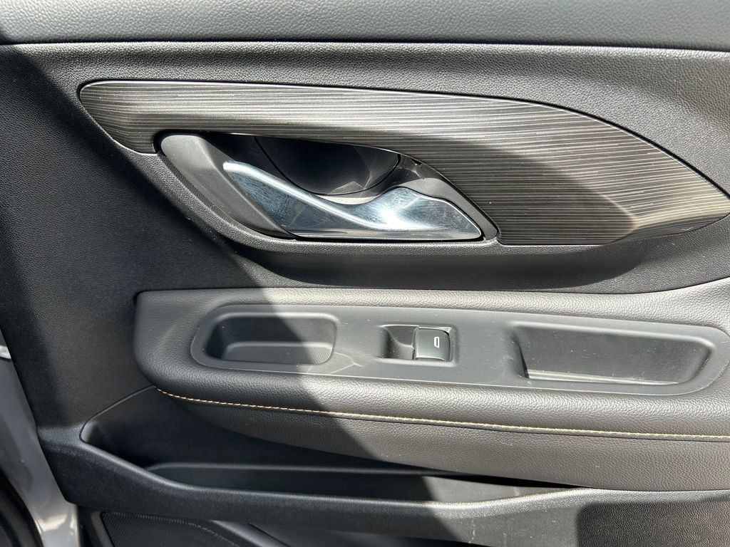 Used 2020 GMC Terrain SLT w/ Preferred Package image 25