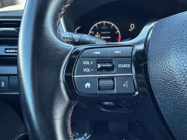 Used 2023 Honda Pilot Sport image 27
