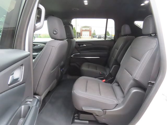 Used 2025 Chevrolet Traverse LT AWD/4WD image 23