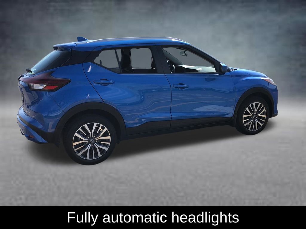 Used 2022 Nissan Kicks SV FWD image 9