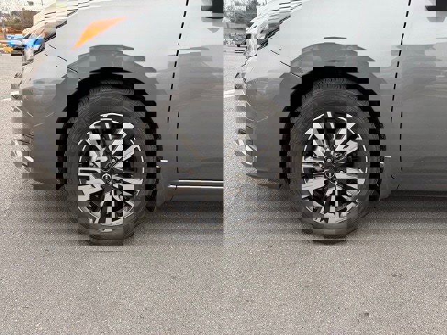 New 2025 Nissan Versa SV w/ Trunk Package image 9