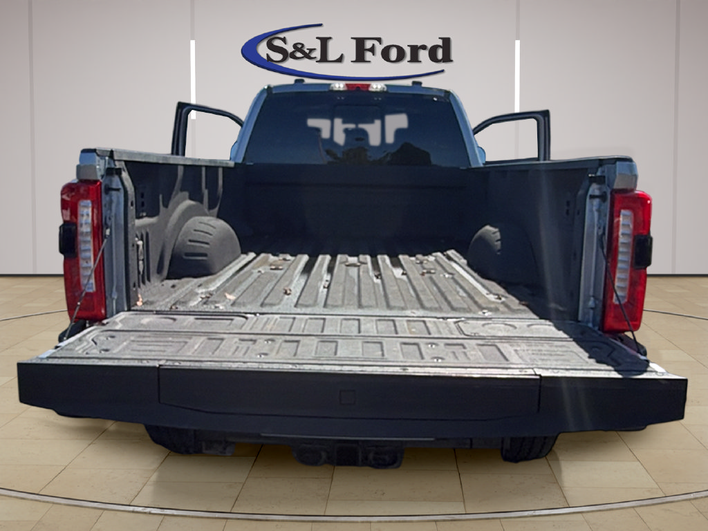 Certified 2024 Ford F250 Lariat w/ Lariat Ultimate Package AWD/4WD image 21