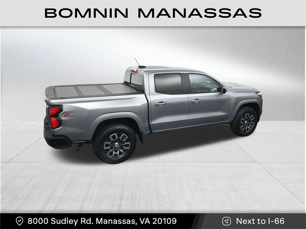 Used 2024 Chevrolet Colorado Z71 w/ Z71 Convenience Package 2 image 23