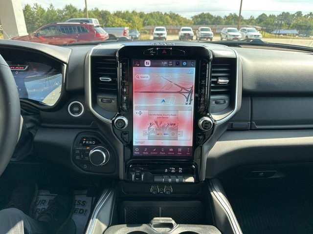 New 2026 RAM 1500 4x4 Crew Cab image 14