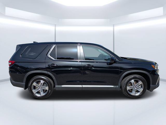 Used 2025 Honda Pilot EX-L image 2