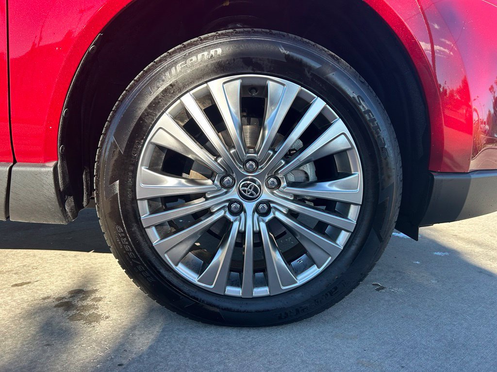 Used 2023 Toyota Venza Limited AWD/4WD image 33