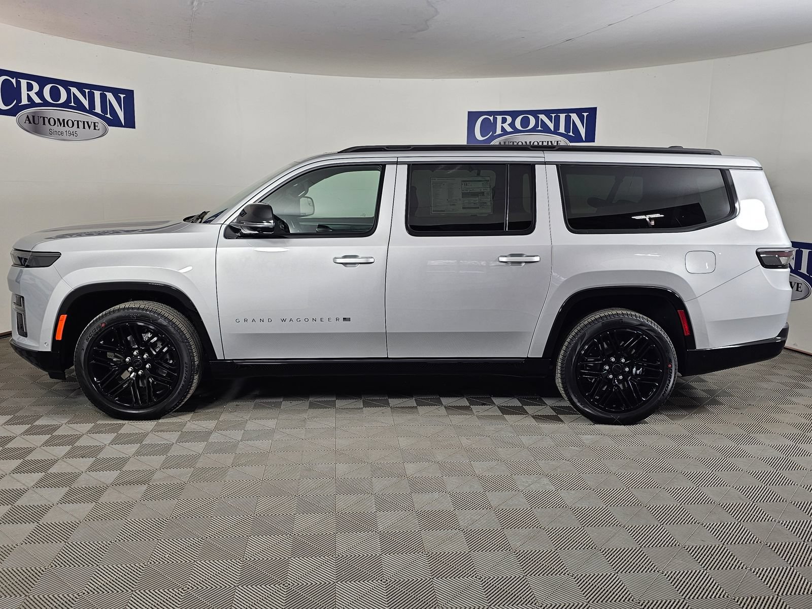 New 2026 Jeep Grand Wagoneer L Limited AWD/4WD image 2