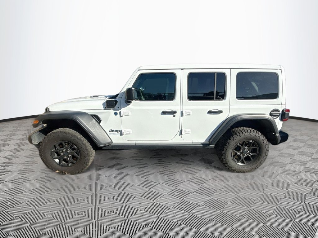 Used 2024 Jeep Wrangler Unlimited AWD/4WD image 7