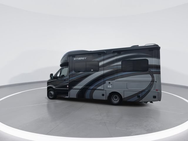 Used 2016 Mercedes-Benz Sprinter 3500 image 7