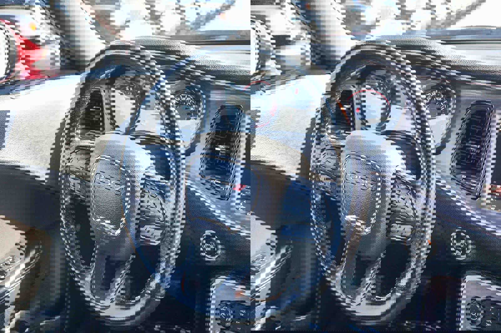 Used 2020 Dodge Challenger SXT w/ Driver Convenience Group image 10