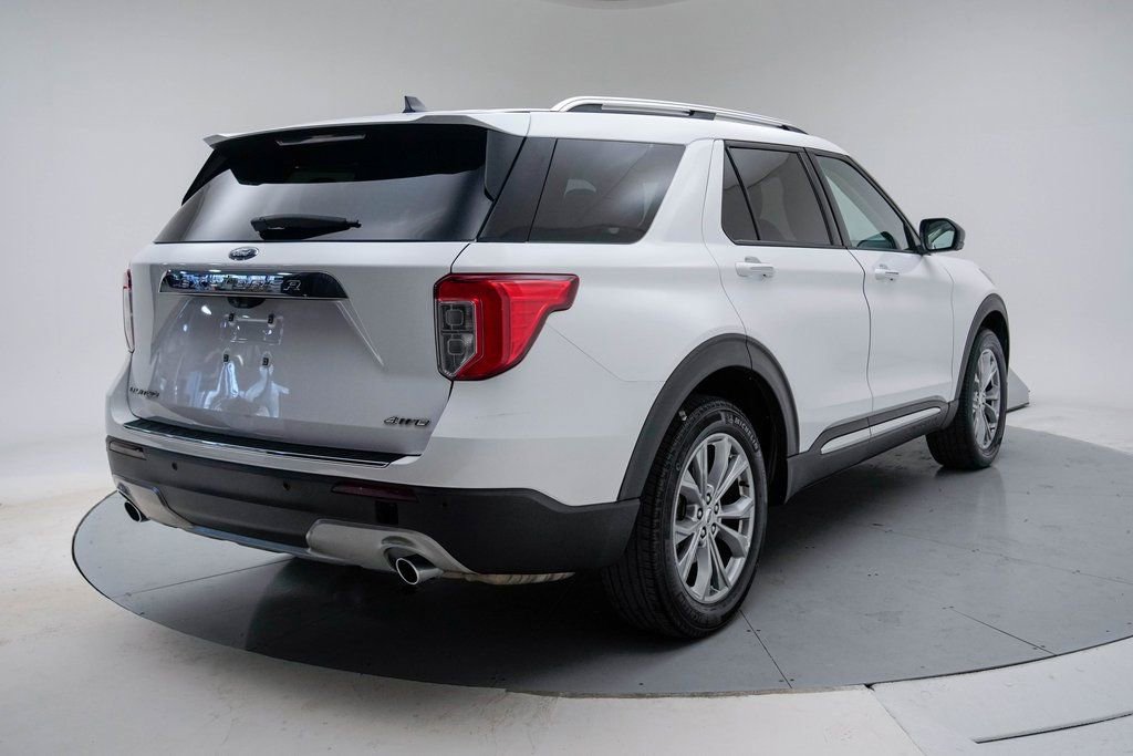 Used 2023 Ford Explorer Limited AWD/4WD image 10