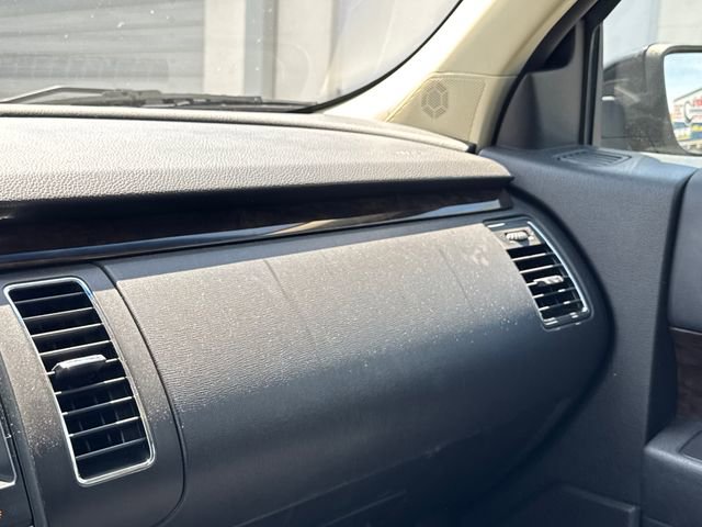 Used 2018 Ford Flex Limited image 29