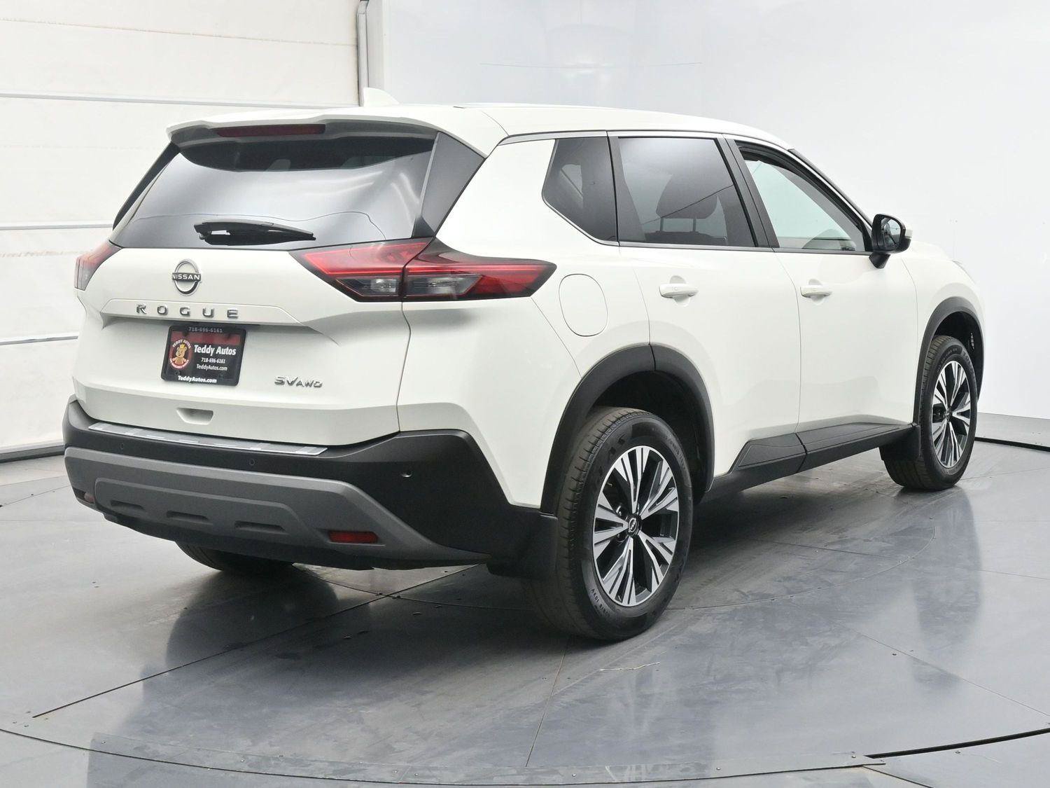 Used 2023 Nissan Rogue SV AWD/4WD image 26