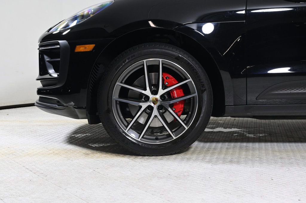 Certified 2023 Porsche Macan S image 26