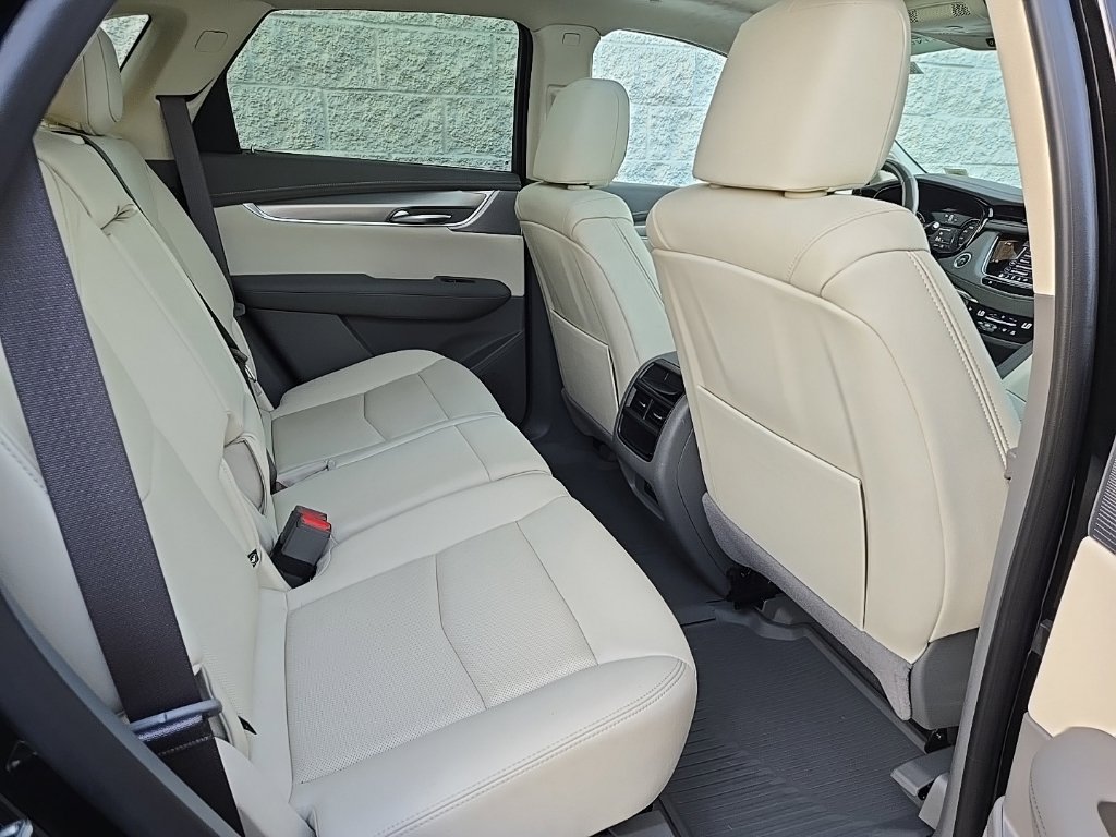 Certified 2023 Cadillac XT5 Premium Luxury AWD/4WD image 21