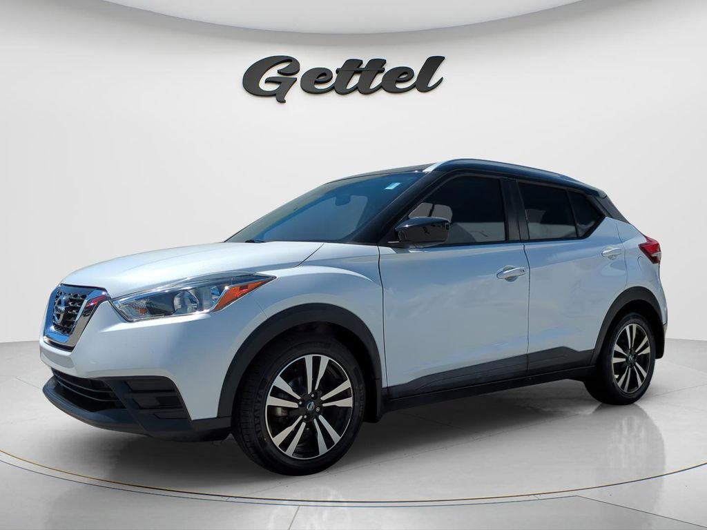 Certified 2019 Nissan Kicks SV image 1