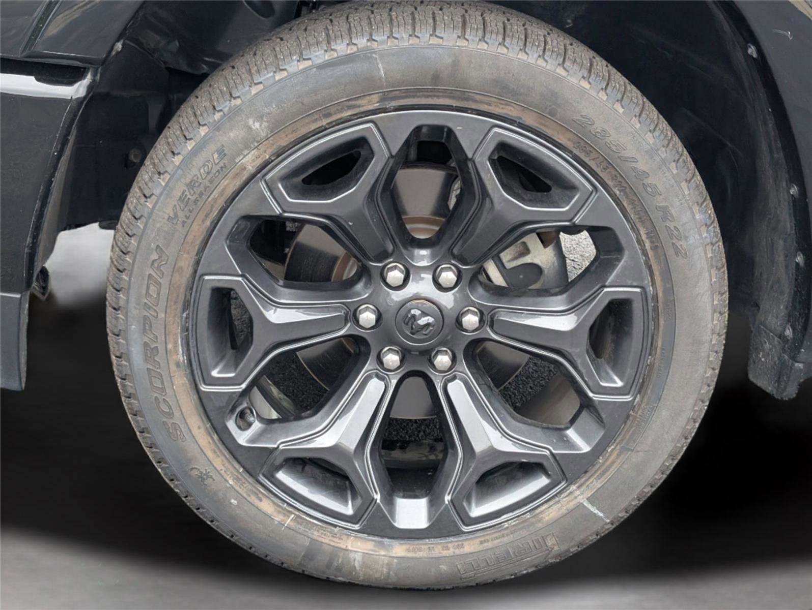 Used 2022 RAM 1500 Limited image 10