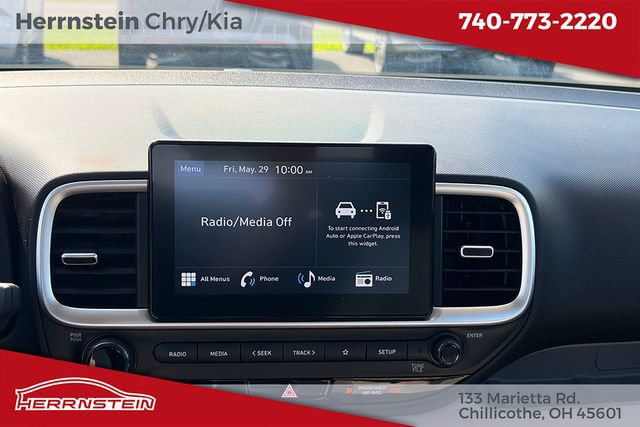 Used 2024 Hyundai Venue SEL FWD image 9