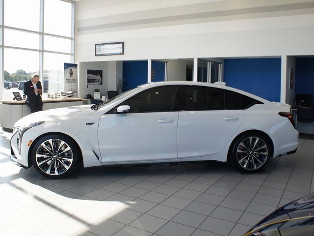 Used 2025 Cadillac CT5 V Blackwing image 2