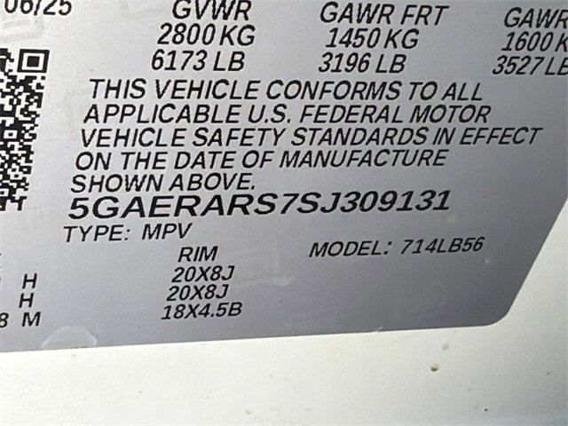 Used 2025 Buick Enclave Preferred image 32