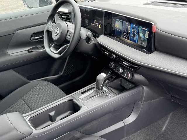 Used 2026 Nissan Kicks S w/ Charging Package FWD image 9