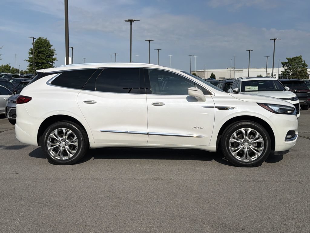 Used 2020 Buick Enclave Avenir w/ Avenir Technology Package FWD image 6