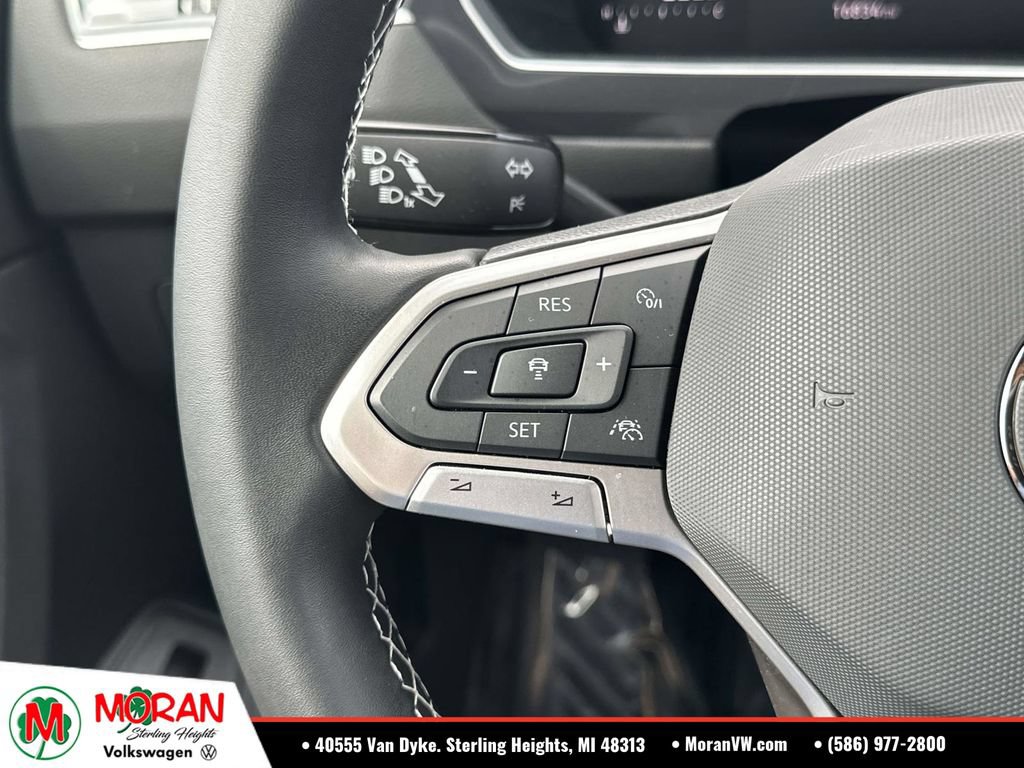 Certified 2024 Volkswagen Tiguan SE AWD/4WD image 23