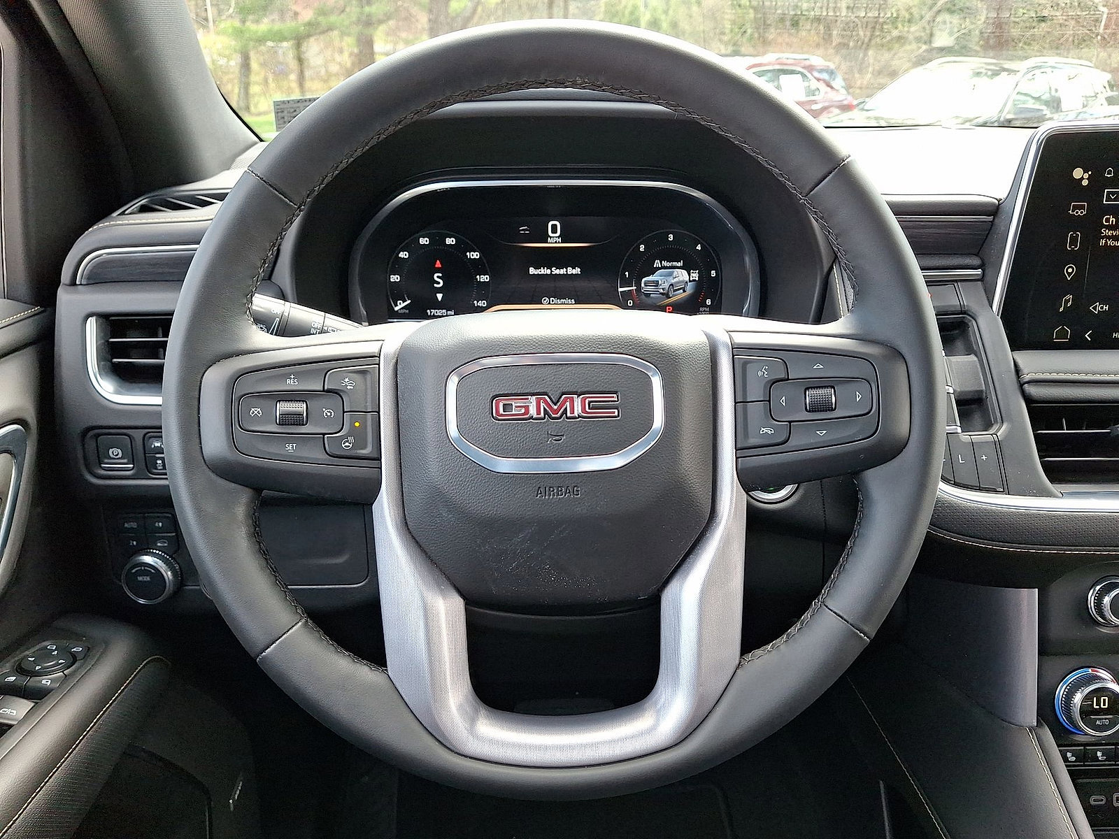 Certified 2024 GMC Yukon XL SLT w/ SLT Premium Package image 16