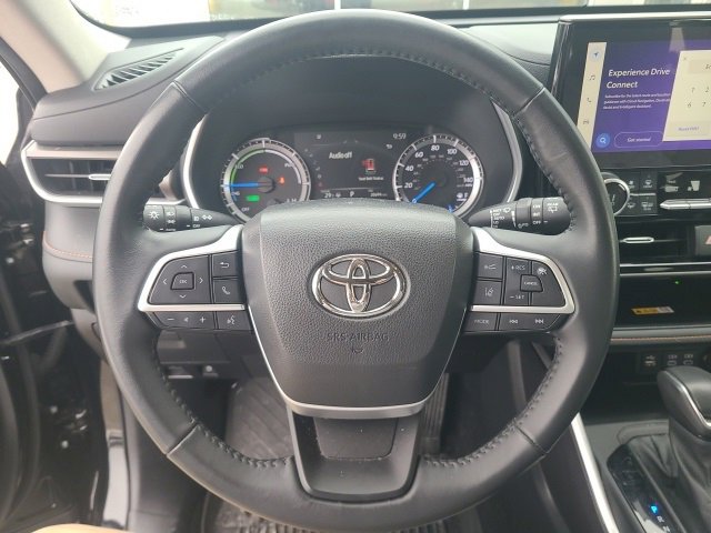 Used 2023 Toyota Highlander Bronze Edition image 20