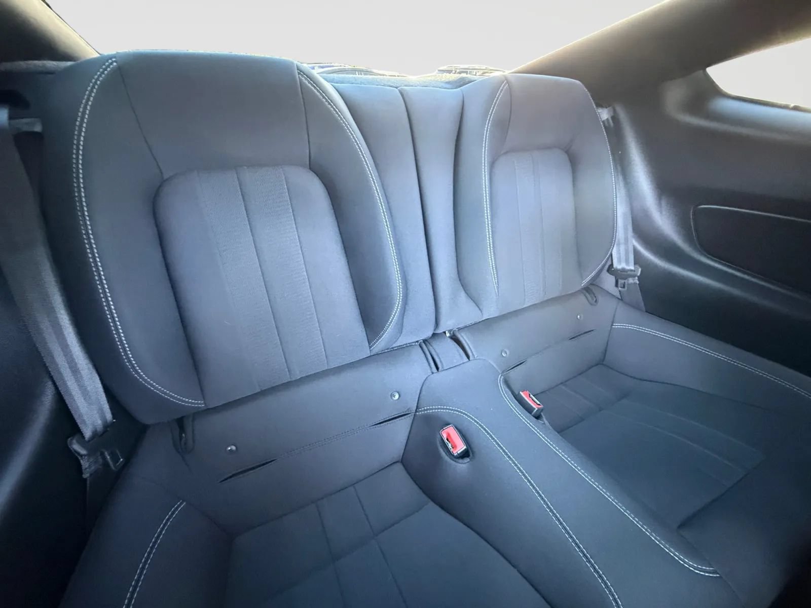 Used 2020 Ford Mustang Coupe RWD image 16