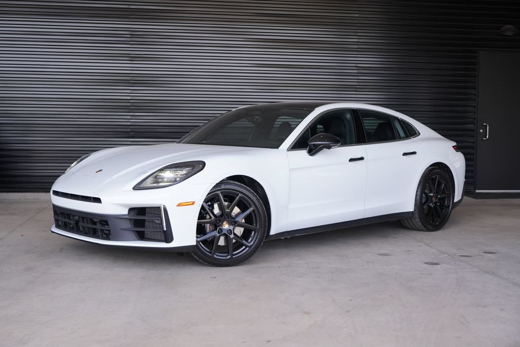 New 2026 Porsche Panamera