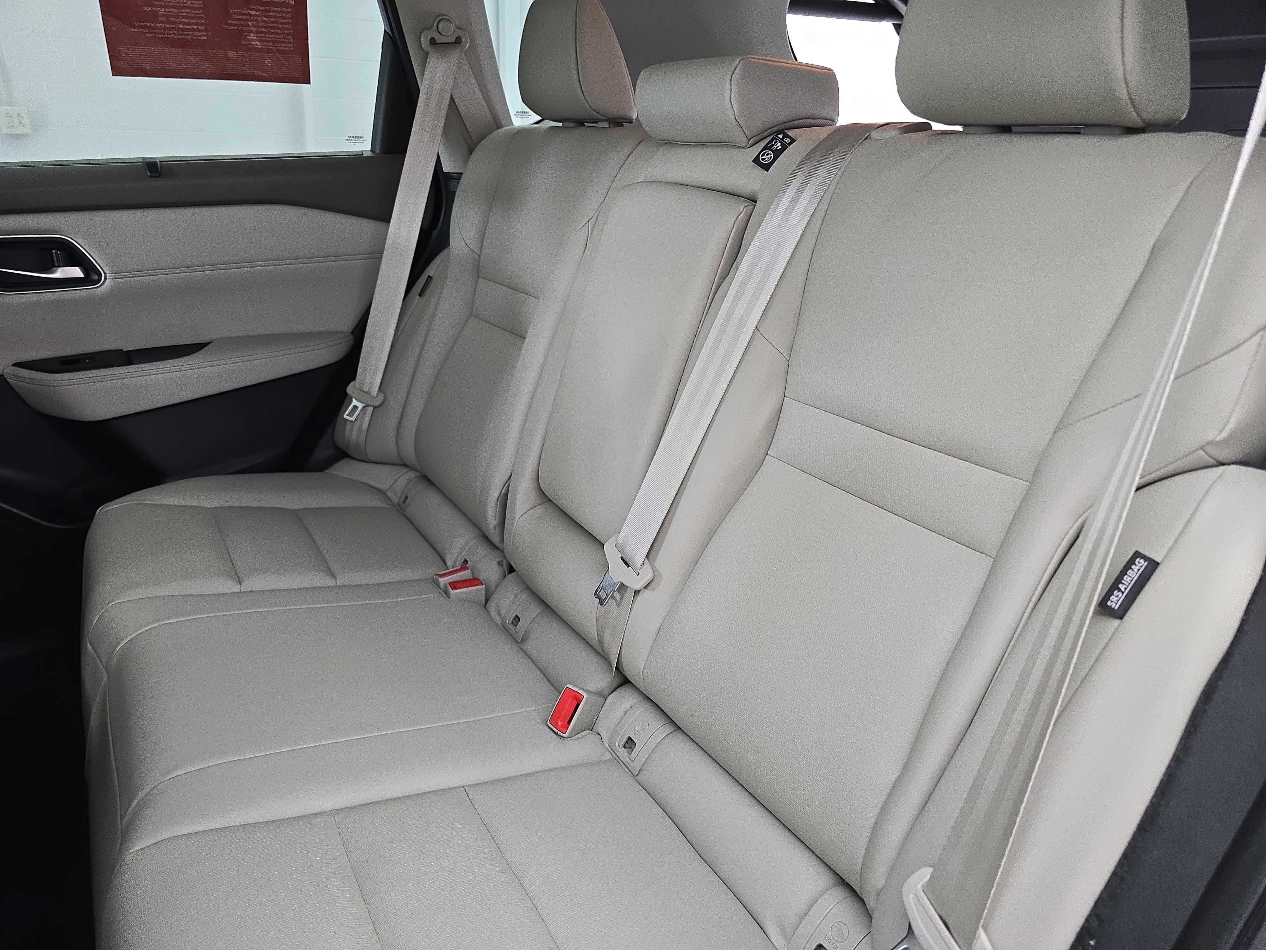 Certified 2021 Nissan Rogue SV w/ Premium Package FWD image 14