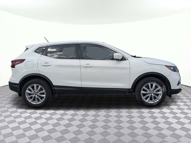 Used 2021 Nissan Rogue Sport S image 3