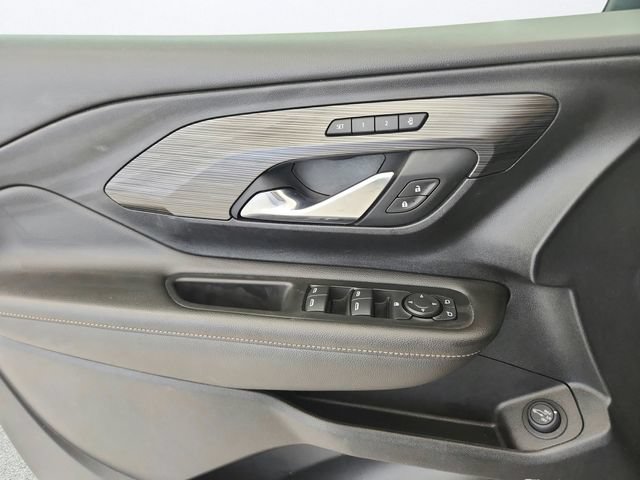 Used 2021 GMC Terrain SLT w/ Infotainment Package II FWD image 20