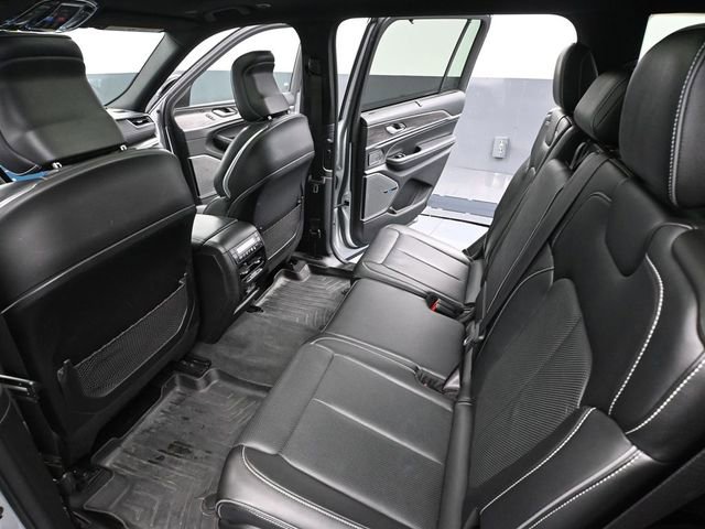 Used 2022 Jeep Grand Cherokee L Overland w/ Advanced Protech Group III image 44
