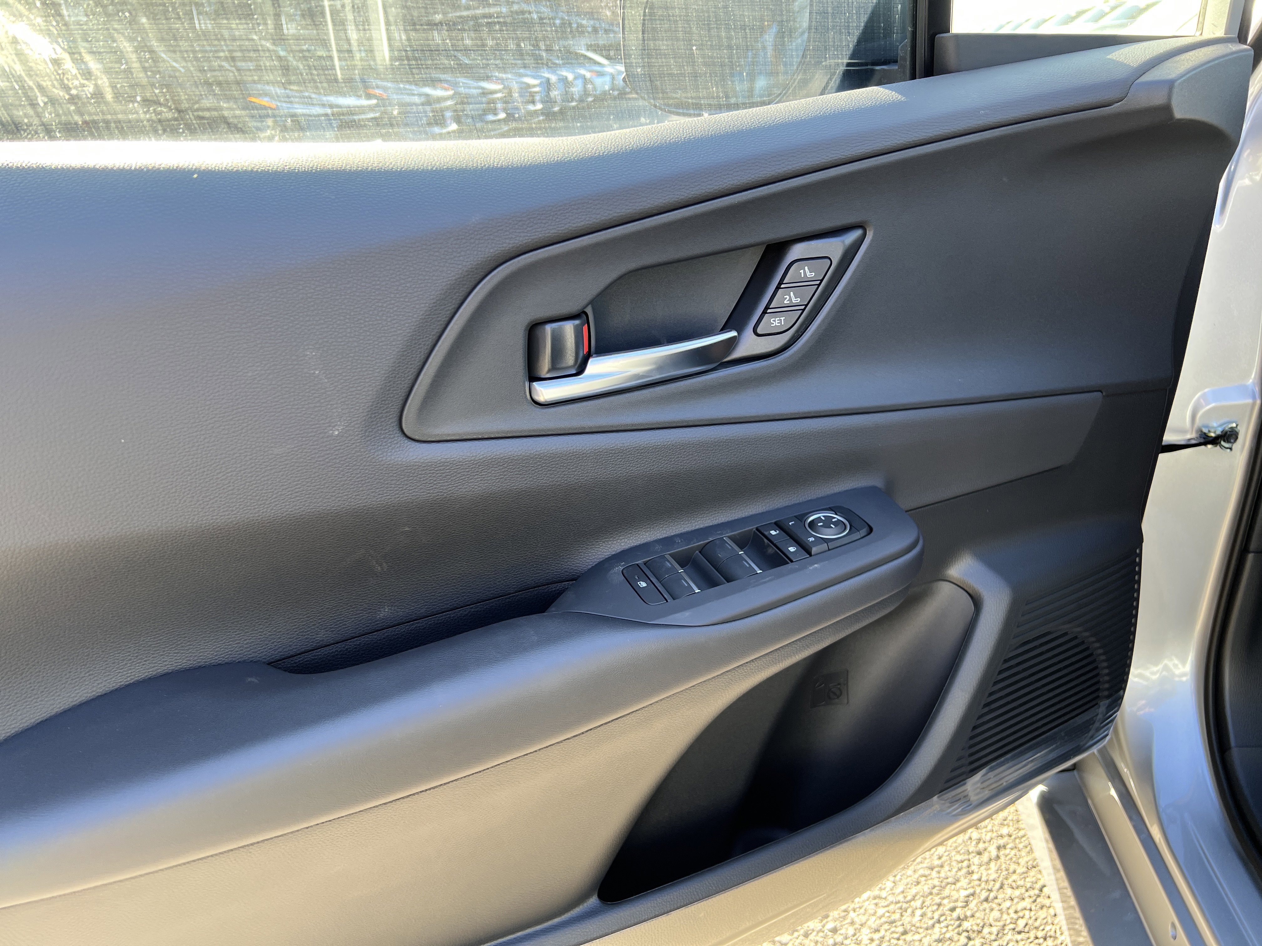 New 2026 Toyota Prius Plug-In Hybrid image 10