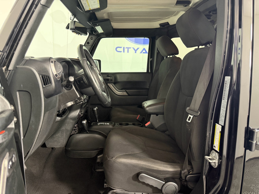 Used 2018 Jeep Wrangler Unlimited Sport S image 15