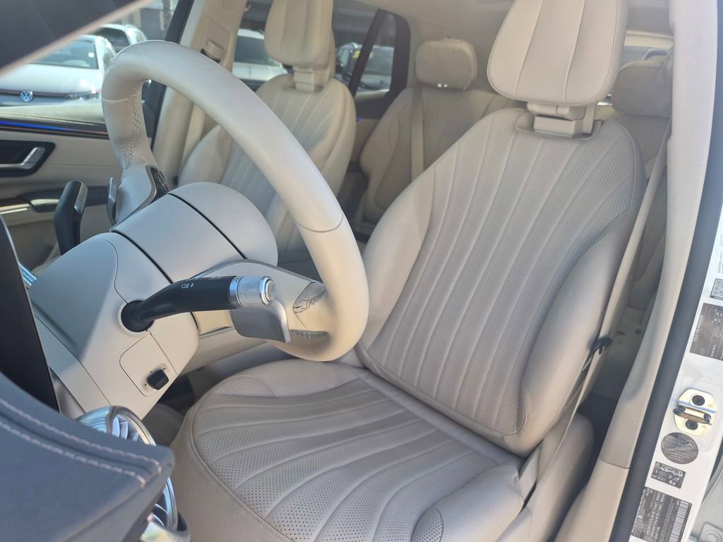 Used 2023 Mercedes-Benz EQS 450+ SUV image 30