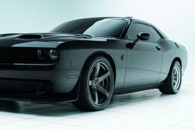 Used 2022 Dodge Challenger SRT Hellcat Redeye image 9