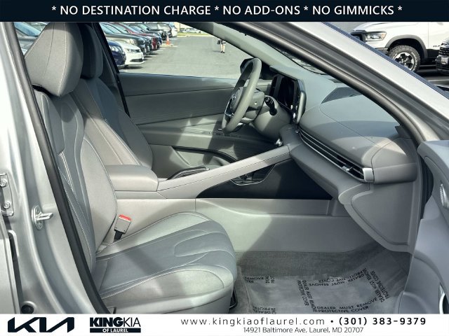 Used 2021 Hyundai Elantra SEL FWD image 16