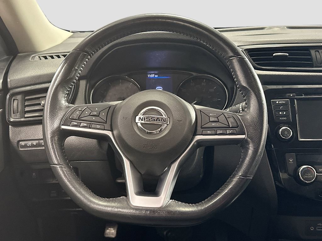 Used 2018 Nissan Rogue SV AWD/4WD image 12