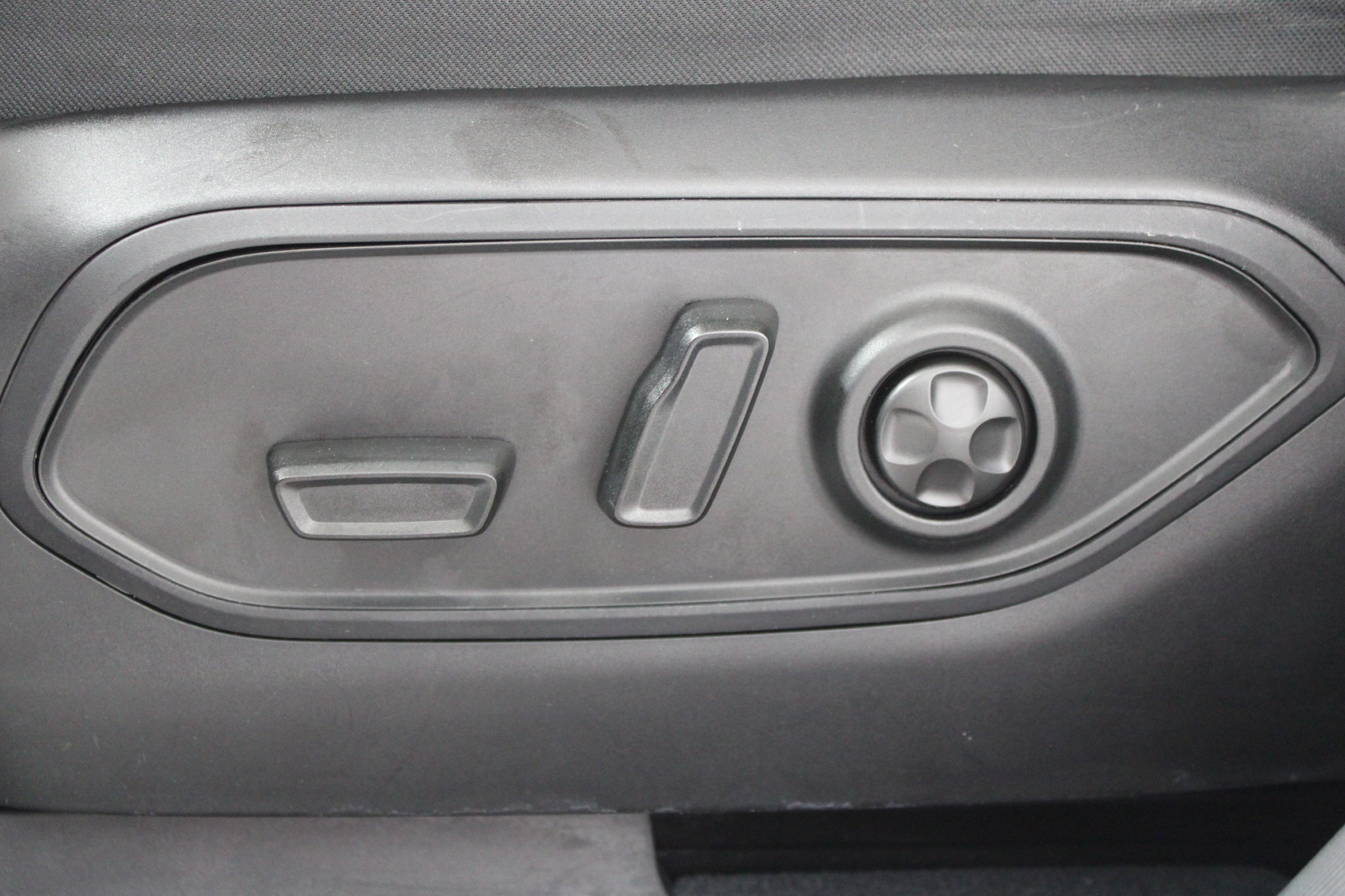 Used 2022 Jeep Grand Cherokee Limited 4xe AWD/4WD image 42