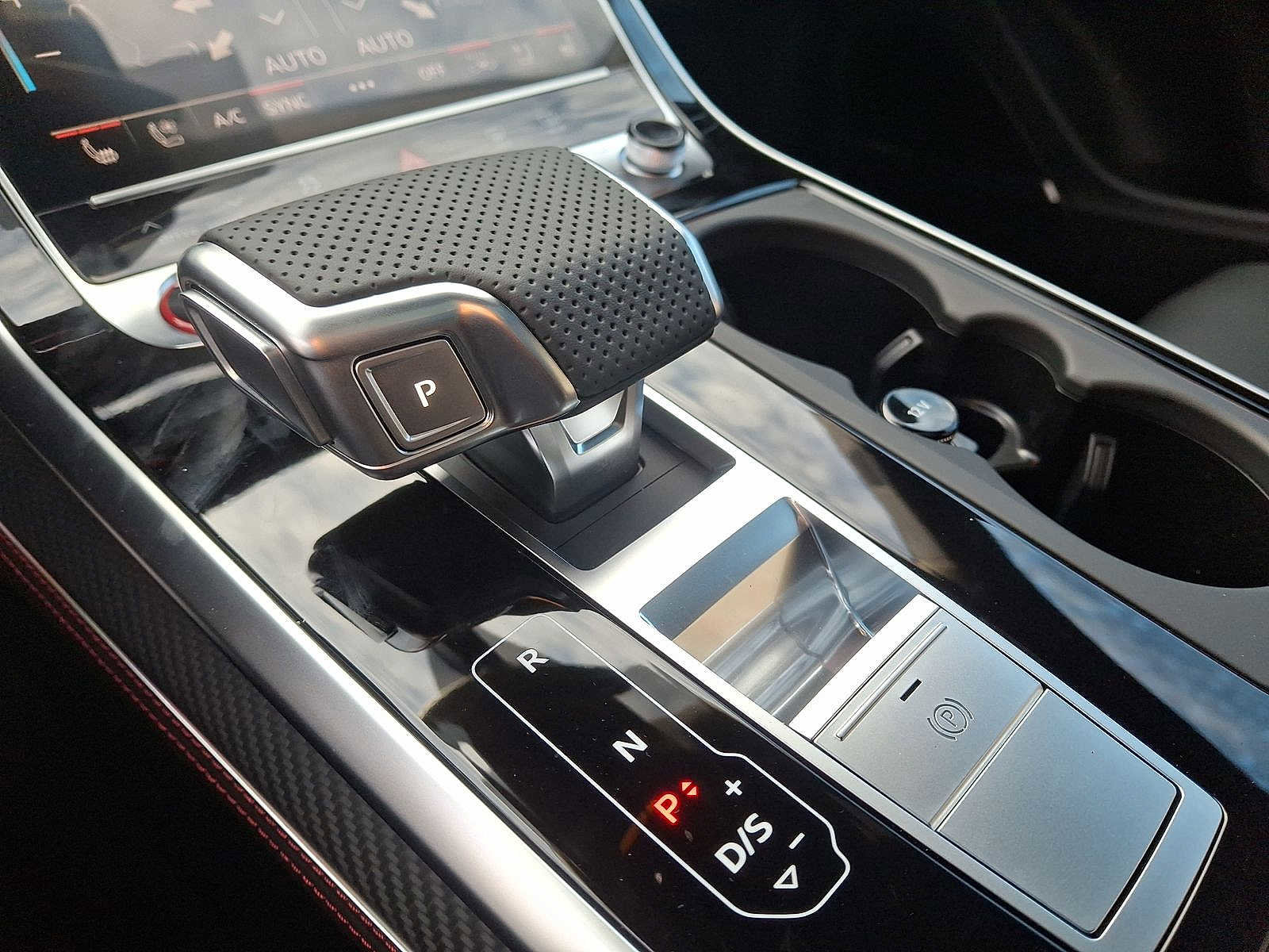 New 2026 Audi SQ8 Prestige AWD/4WD image 13